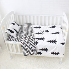 Load image into Gallery viewer, Baby Crib Bedding Set